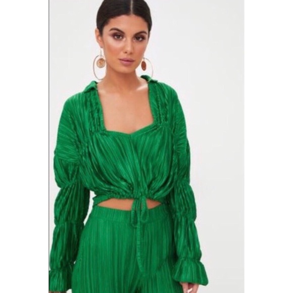 PrettyLittleThing Tops - Pretty Little Thing Green Blouse